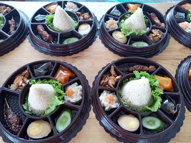 NASI HAINAM DAN NASI TIM KIMMY RESTO