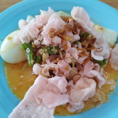 LONTONG PADANG TACI TELLO