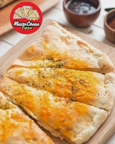 MASTERCHEESE PIZZA TANGERANG