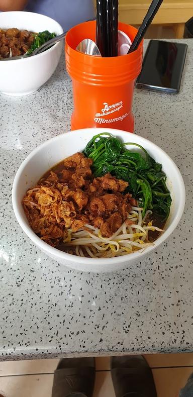 MIE KANGKUNG PARAMOUNT