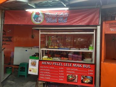 PECEL LELE DAN AYAM GORENG SAMBAL DADAKAN MAKBUL