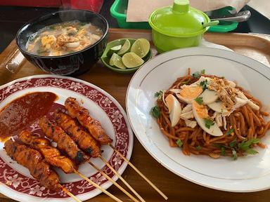 SOTO BANJAR DAN SATE TULANG BORNEO PS. MODERN PARAMOUNT GADING SERPONG