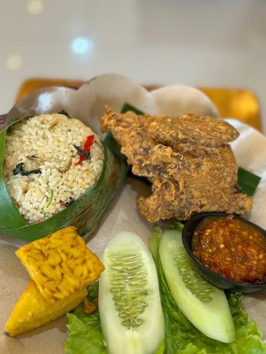 8 SPICES NASI BAKAR & AYAM PENYET SEDAYU CITY KELAPA GADING