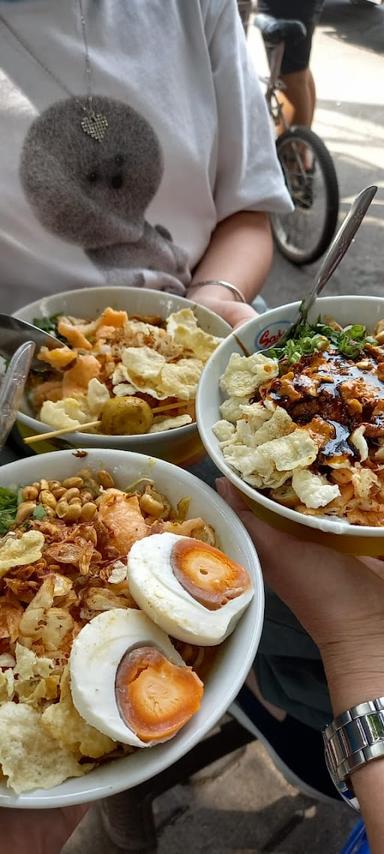 BUBUR AYAM BANG RONI