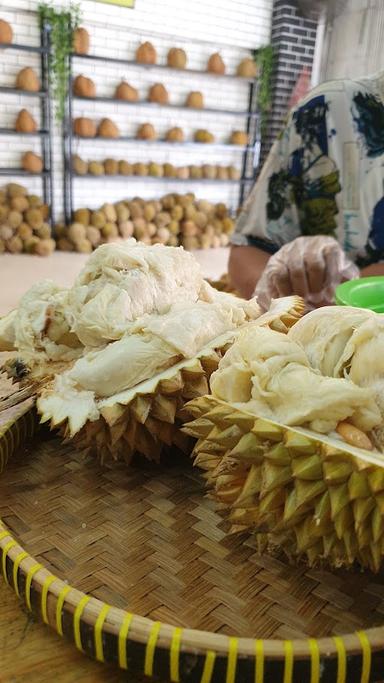 RODJO DUREN KELAPA GADING