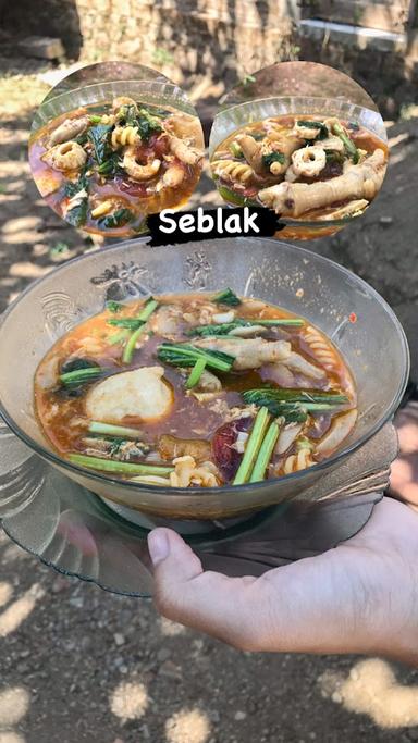 KEDAI SEBLAK CHIMI