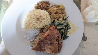 NASI PADANG SIAKIRO