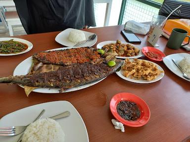 SEAFOOD KAHURIPAN (BANG BEN)