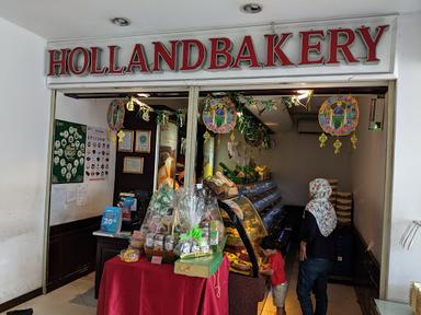 HOLLAND BAKERY