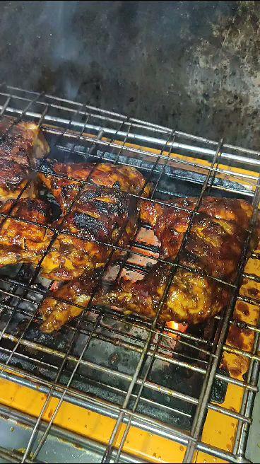 AYAM BAKAR BANGZI