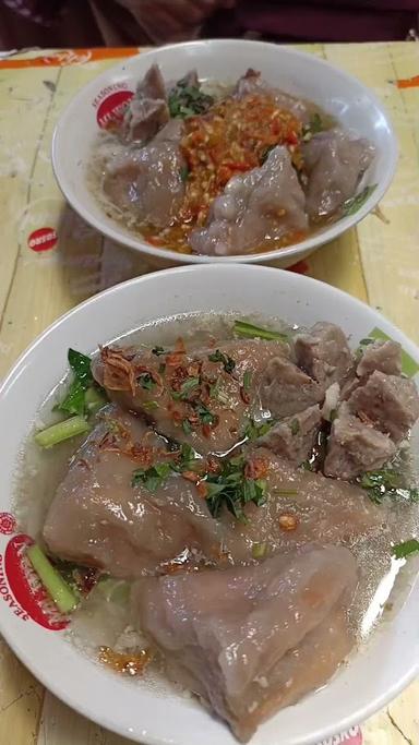 BAKSO DAN MIE AYAM GATOT