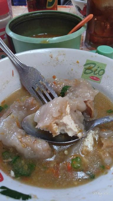 BAKSO DAN MIE AYAM GATOT