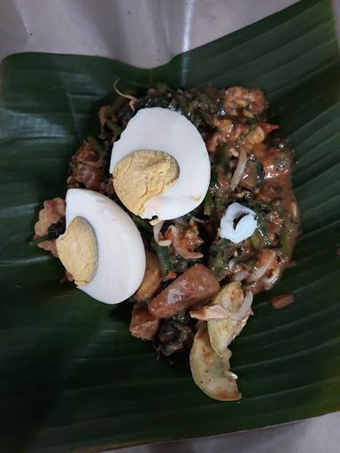 GADO GADO AL-FATTAH PUTRA MALEBER.