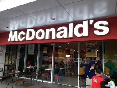 MCDONALD'S - TRANSMART CEMPAKA PUTIH