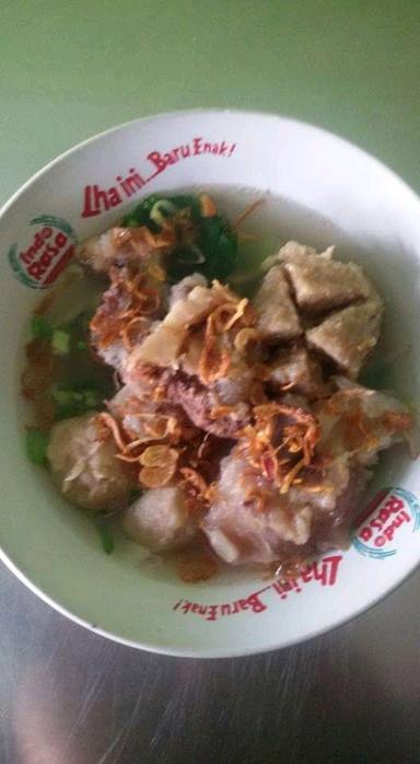 MIE AYAM BAKSO YUYUN