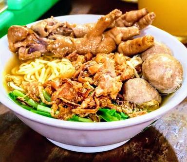 MIE AYAM BEWOK WONG SOLO