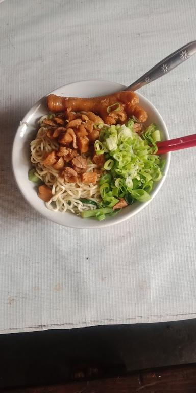 MIE AYAM BUDEH NANO