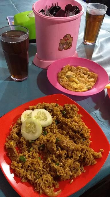 NASI GORENG RAJA DUNIA CAK WARSO