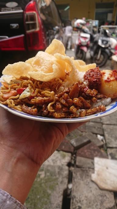 NASI UDUK PAK USUP