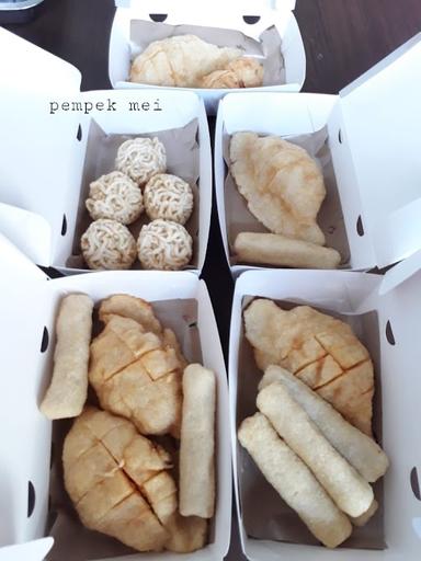 PEMPEK MEI ASLI PALEMBANG