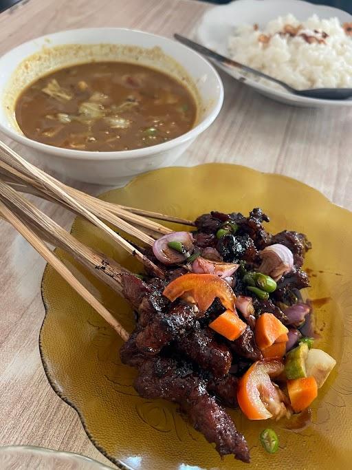 TONGSENG GULE SOP SATE