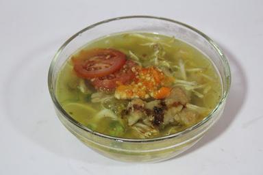 WARUNG SOTO AYAM PAK KUMIS