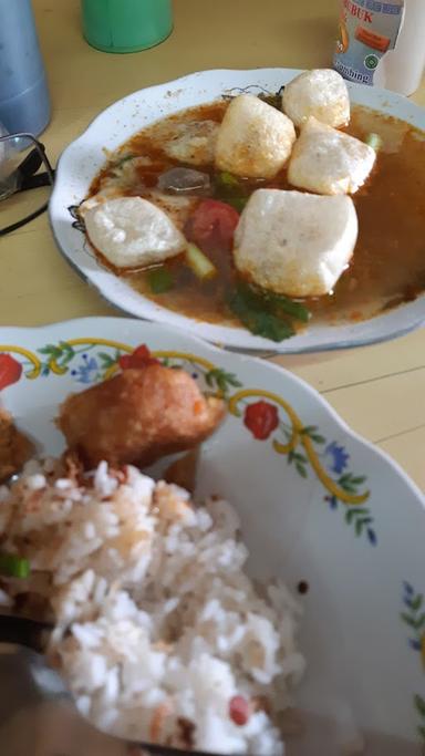 WARUNG SOTO BETAWI & NASI TIM