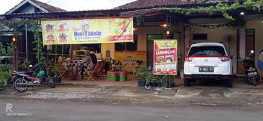 WARUNG MAKAN MOM'S ADELIA