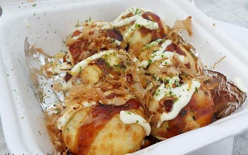 TAKO STOP, TAKOYAKI & OKONOMIYAKI