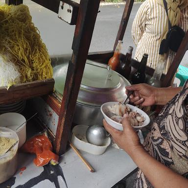 BAKSO PAKDHE MERUYA