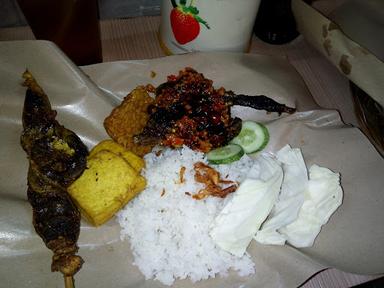 BEBEK AYAM SAMBAL JINGKRAK MAS SUGI-KEMBANGAN