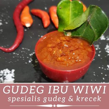 GUDEG IBU WIWI