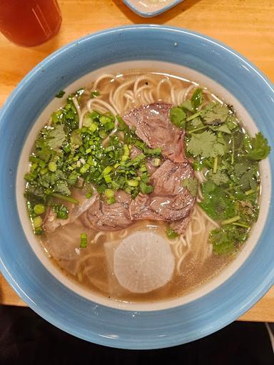 LANZHOU NOODLES 兰州拉面