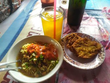 MIE AYAM SPECIAL PAK SUTARNO