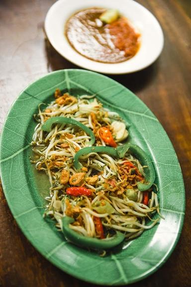 NASI UDUK KEBON KACANG A.MAULANA SIGNATURE