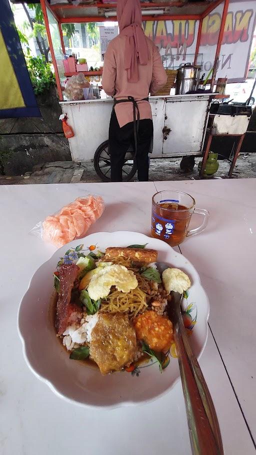 NASI ULAM NYONYA NITA