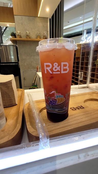 R&B TEA LIPPO MALL PURI