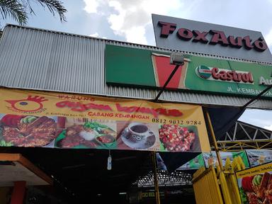 WARUNG PENYET AYAM KAMPUS