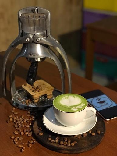 SEMESTA COFFEE | CAFE TERDEKAT