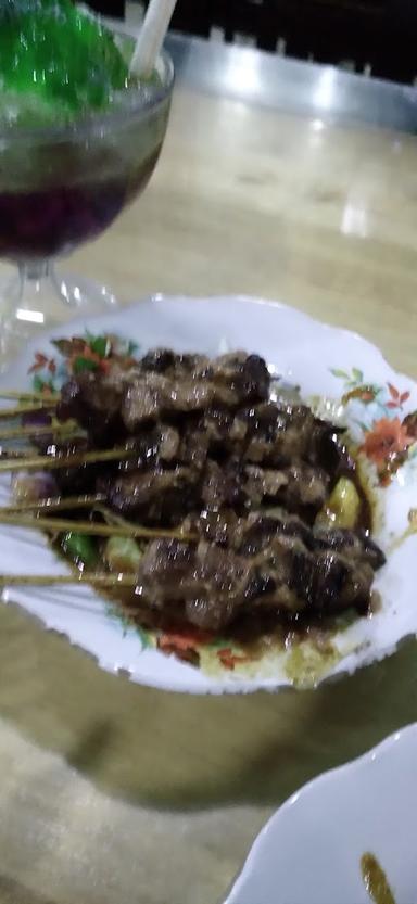 SATE PRAMBOES RESTAURANT