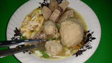 BAKSO PUTRA BEGAWAN SOLO