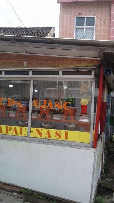 LAPAU NASI UDA UJANG