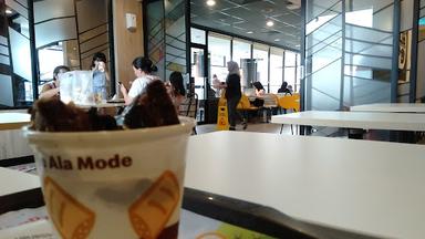 MCDONALD'S SUDIRMAN KM. 5