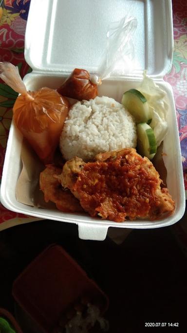 PECEL LELE DAN AYAM GEPREK MAS RAJAB