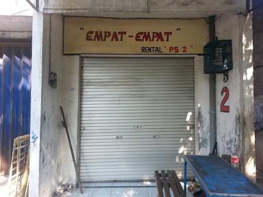 WARUNG KOPI EMPAT EMPAT