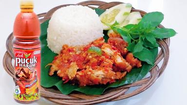 AYAM GEPREK MAMA - TANAH MERAH