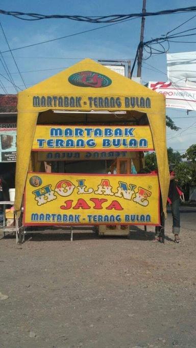 MARTABAK TERANG BULAN HOLAYN JAYA