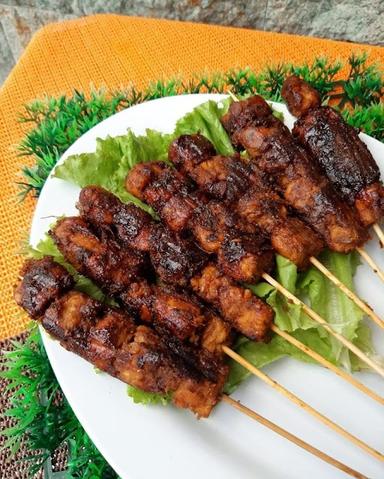 SATE MADURA CAK SAMSUL