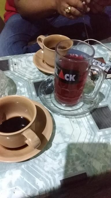 WARUNG KOPI ST & ROKOK ST