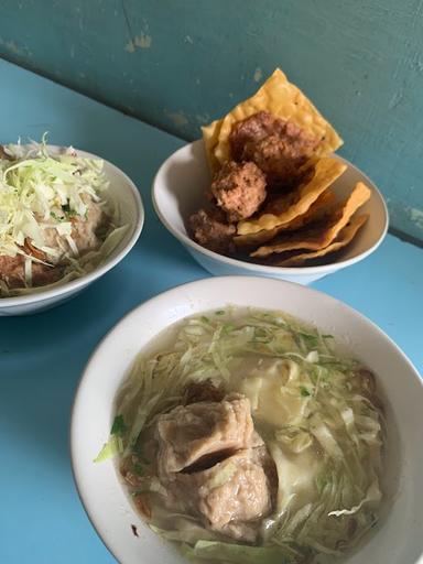 BAKSO CAK WIN (KEMBANG MEKAR)